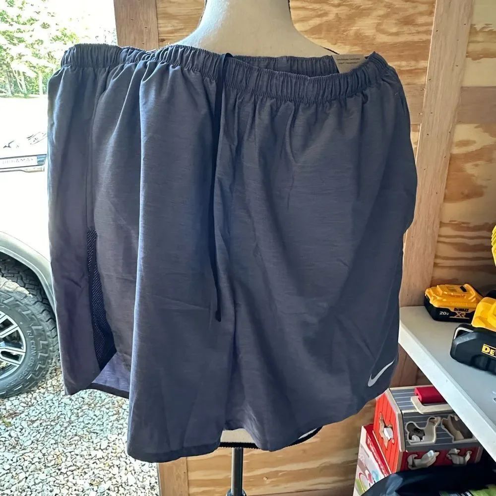 New Nike Men's Athletic Shorts